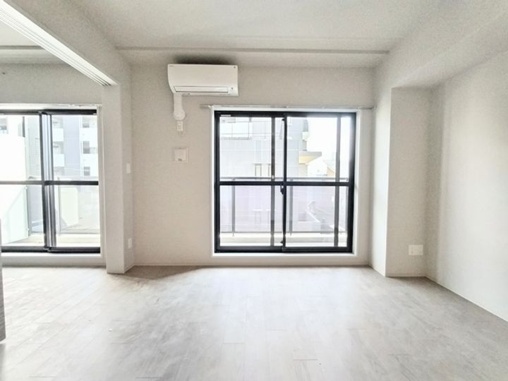 HK大宮305の居間