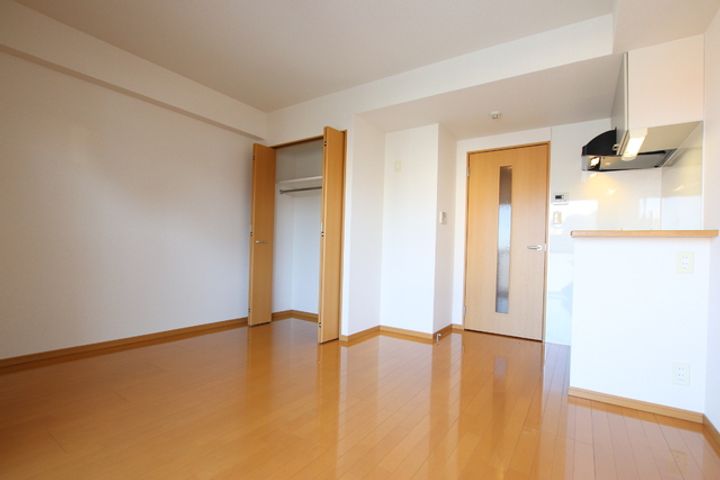 プリムヴェール上木崎503の居間