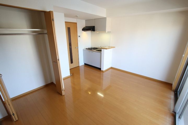 プリムヴェール上木崎503の寝室