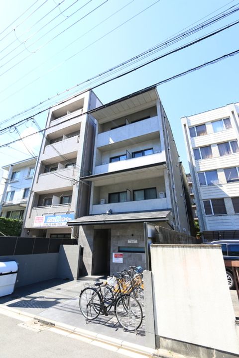 ウエストミンスター御所西402の外観