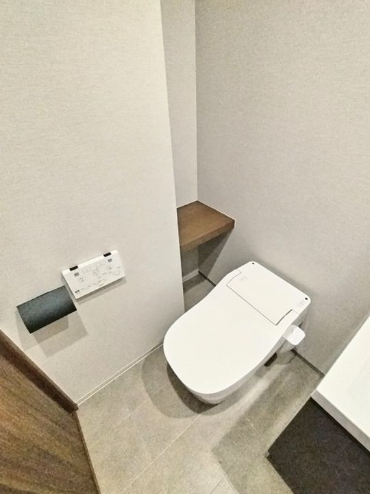 ウエストミンスター御所西402の内装