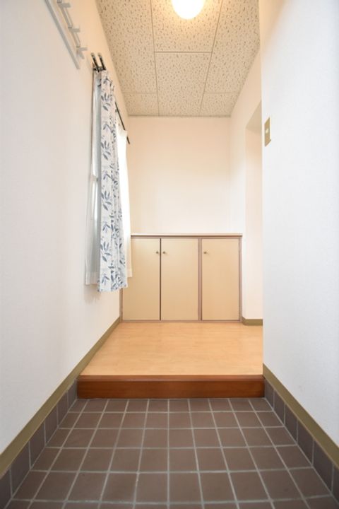 カーサグラツィア2Eの玄関