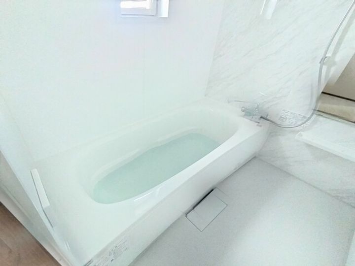 コンフォート岩沼201の風呂