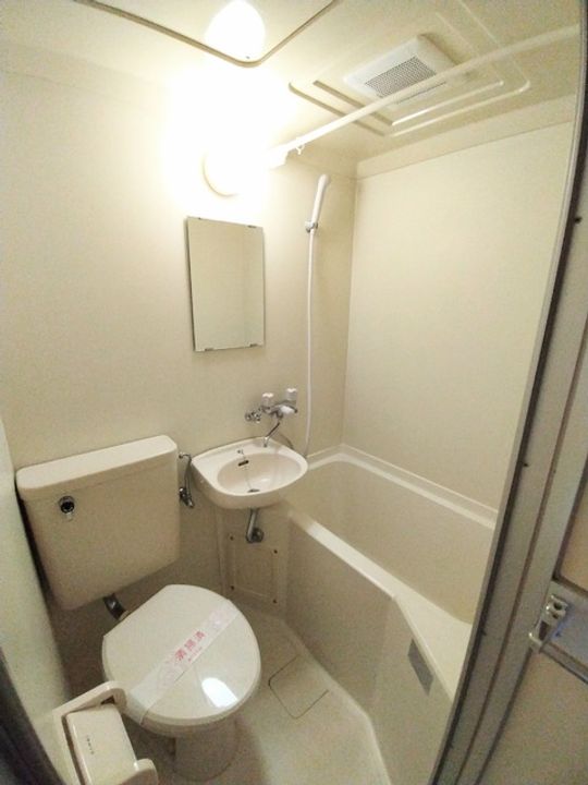 フォワイエ・デ・フィーユ103の内装