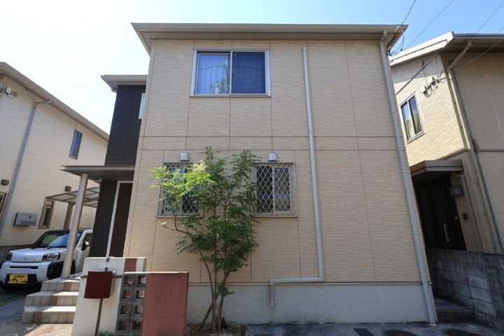 愛媛県松山市清水町4丁目(一戸建)の賃貸物件1の外観