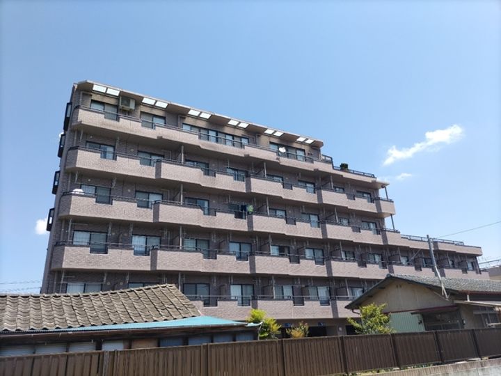 宮城県仙台市泉区市名坂字町の賃貸マンション312の外観