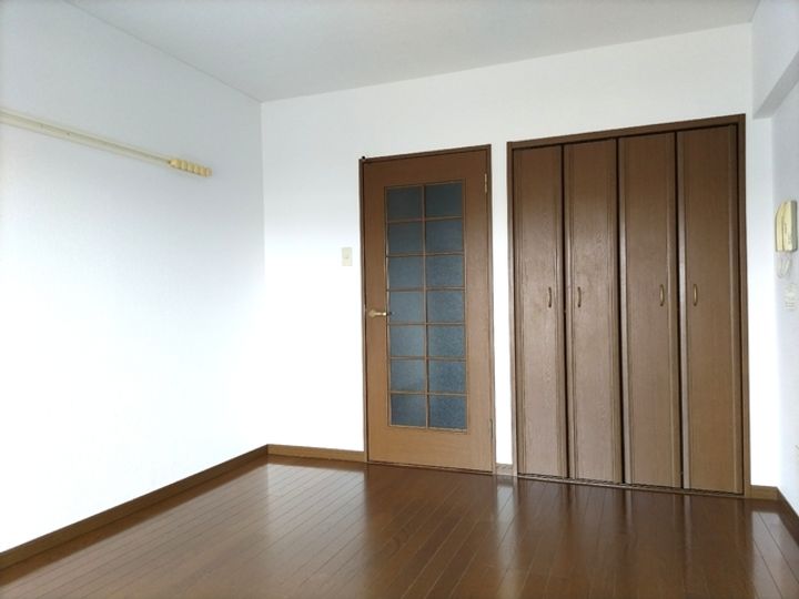 宮城県仙台市泉区市名坂字町の賃貸マンション312の居間