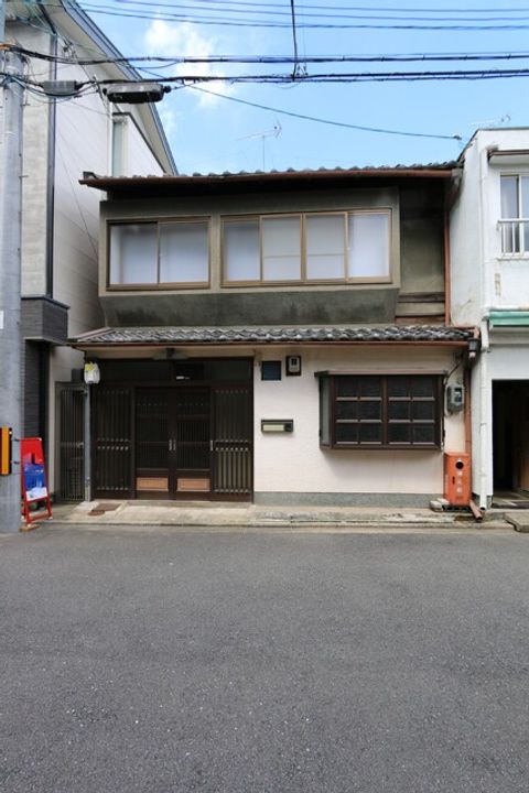 京都府京都市中京区西ノ京御輿岡町(一戸建)の賃貸物件3の外観