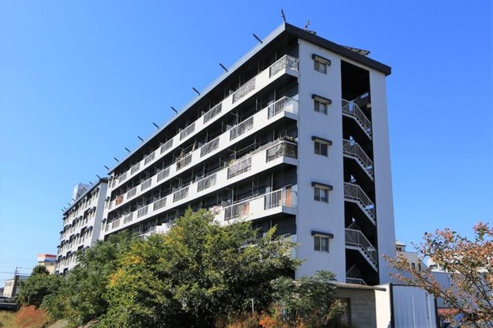 オックスフォードサーカス松山IC Ⅰ510の外観