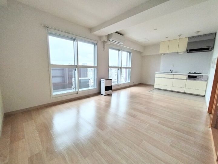 ライオンズマンション旭ヶ丘第2801の居間