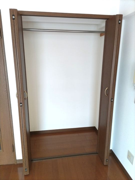 ハイライズ泉中央302の内装