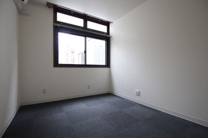 ル・オン茅ヶ崎203の寝室