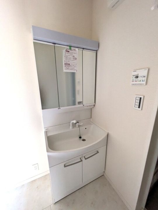 イシス・ルーチェAの内装
