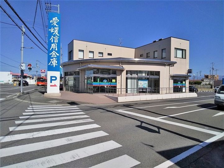 ブライムセントラル301の周辺