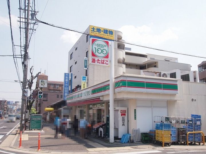 アムールプルミエB棟104の周辺