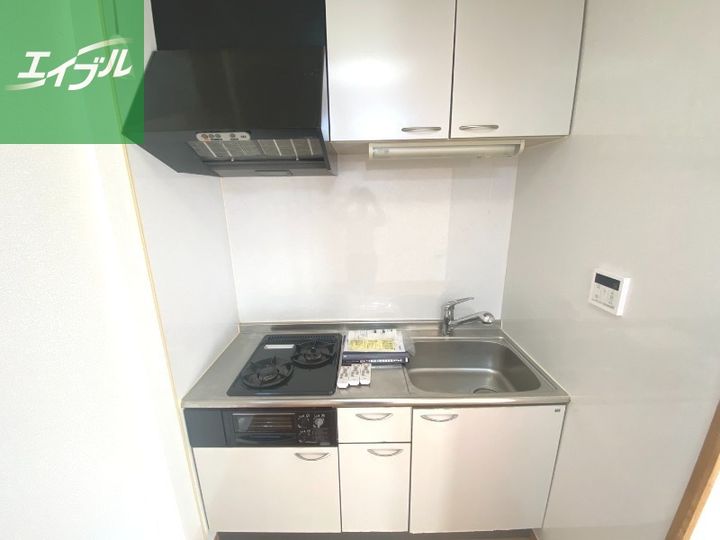 プラスパー築町のキッチン