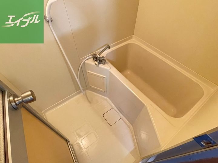 エステートハイツ出雲204の風呂