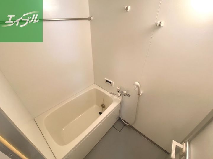 プラスパー築町の風呂