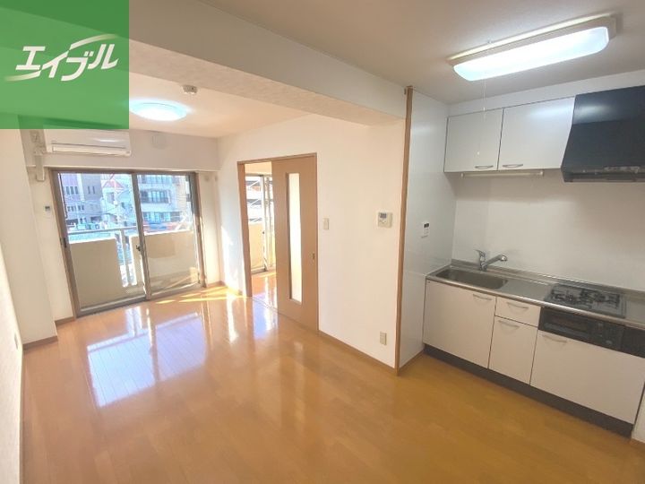 プラスパー築町の内装