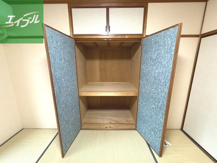 プラス・ドゥ・カネガエ601のその他画像