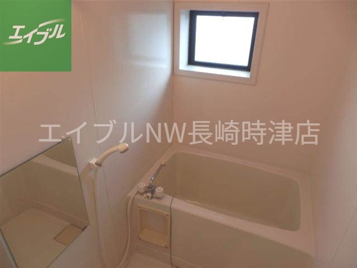 長崎県西彼杵郡長与町まなび野3丁目(アパート)の賃貸物件102の風呂