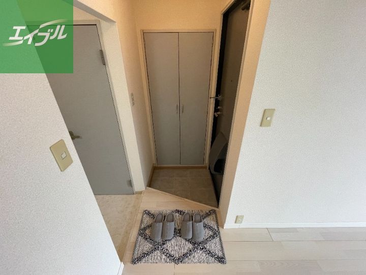 ハイム柿の木坂の玄関