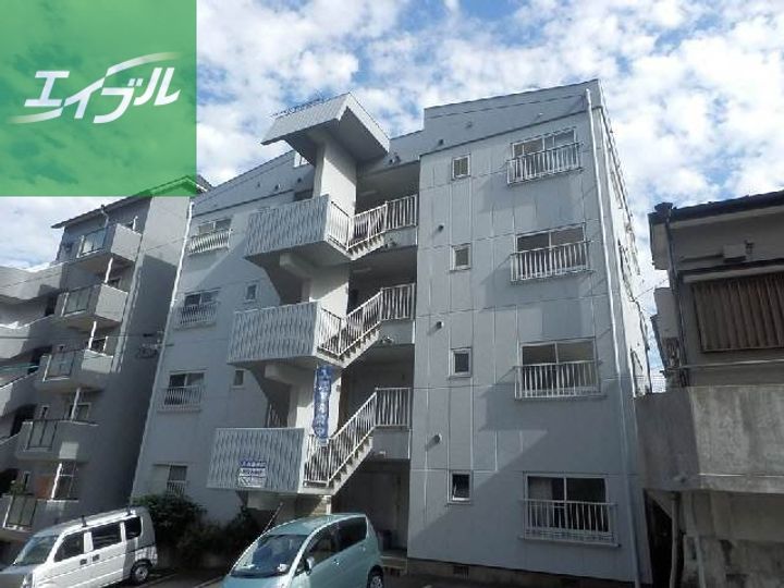 レジデンス滑石402の外観