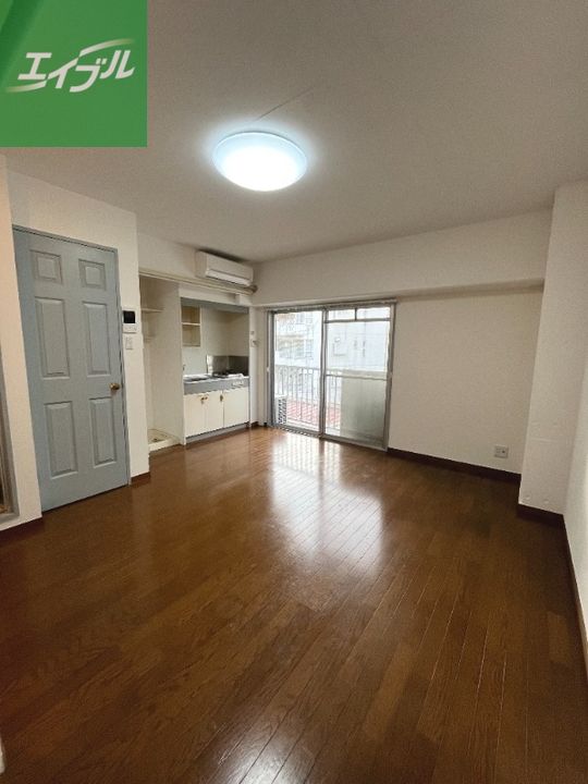 フリーダム平野302の内装