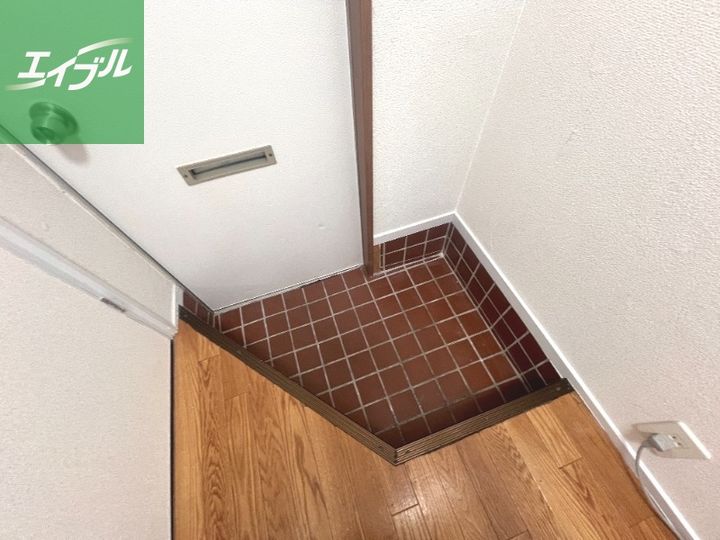 ラブリーⅡ104の玄関