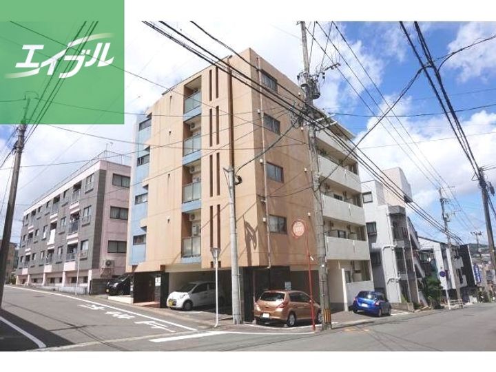 ウィステリア平和町504の外観