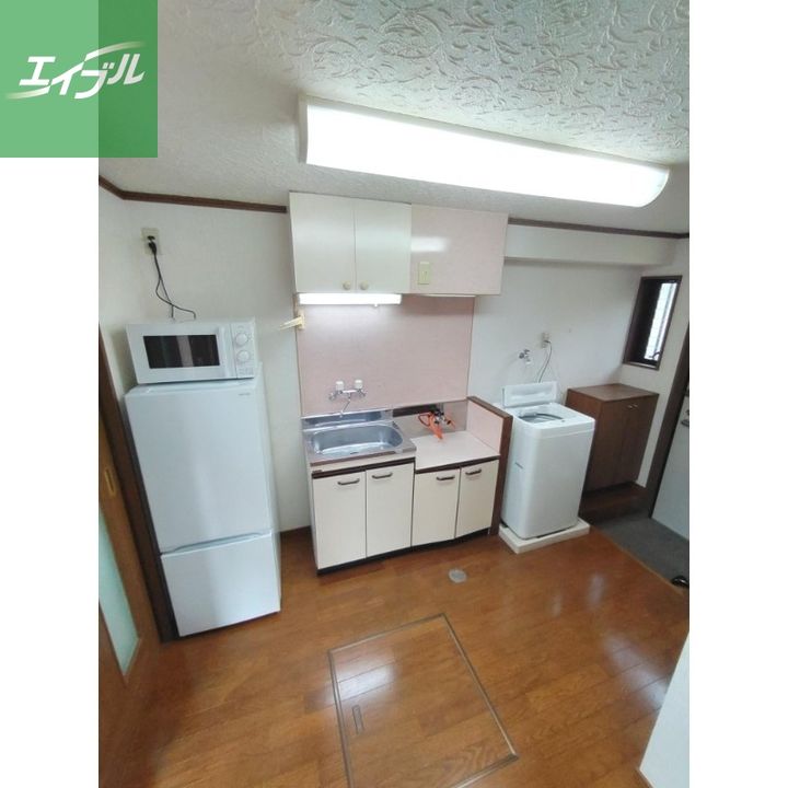 ブルーハイツ辻町103のキッチン