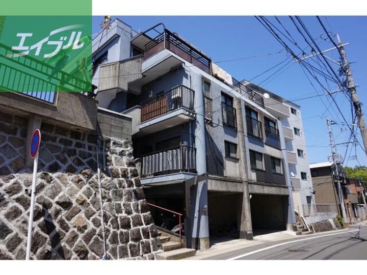 ウィズ・上野町301の外観