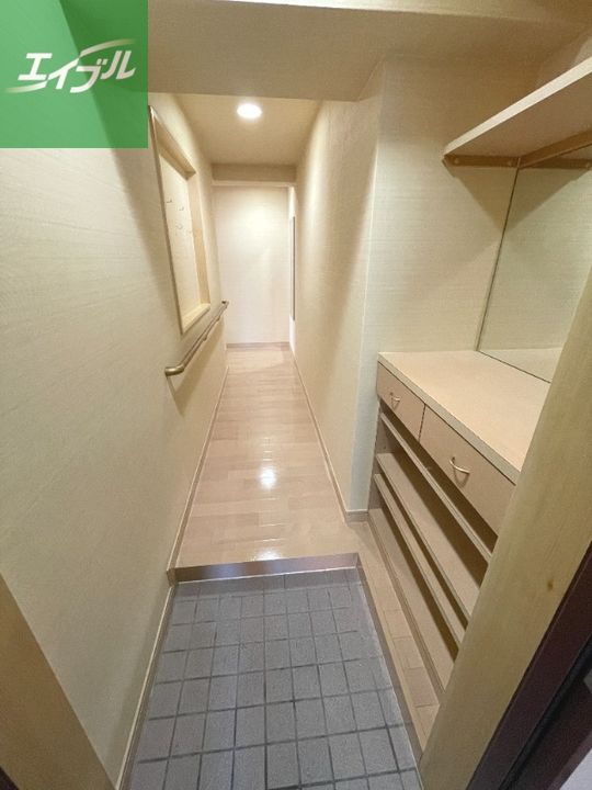 クレアール住吉702の玄関