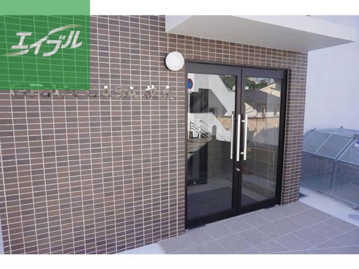 GRAN CASA 花丘の玄関