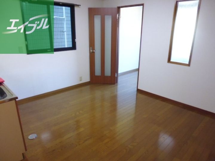 ひまわり九番館の内装