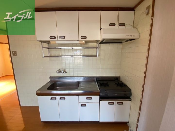 ヒルズ稲佐マンション202のキッチン