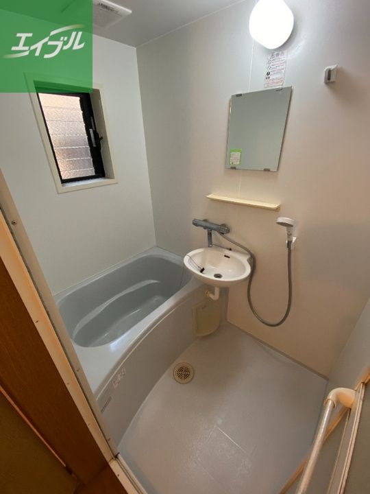 フォーレスト諏訪Ⅲ号館104の風呂