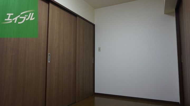 スカイコート西山の内装