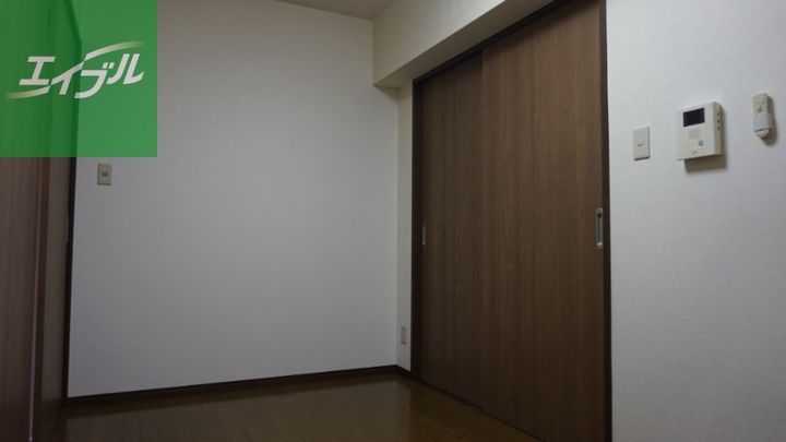 スカイコート西山の内装