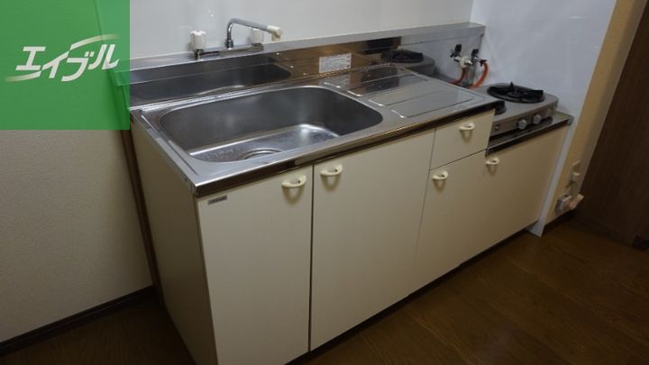 スカイコート西山のキッチン