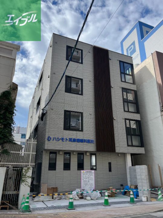 シャーメゾンさかえ町の外観