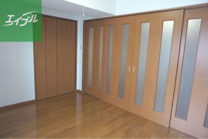 エススリーでじま802の内装