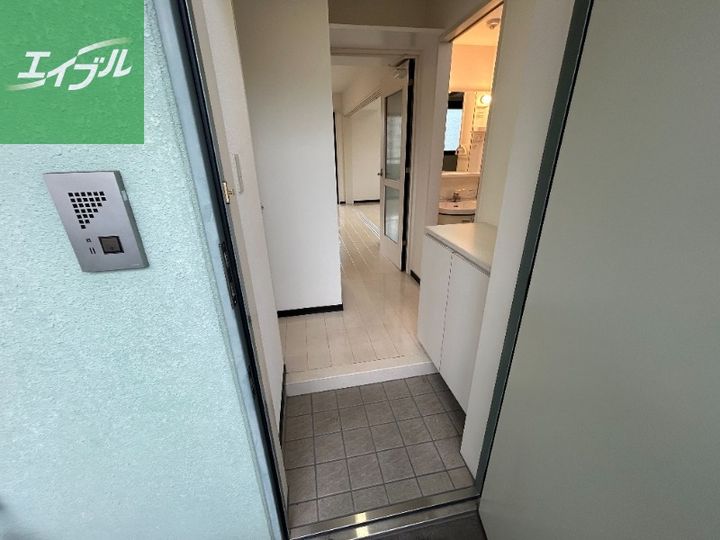 サクセスカバーヒルズの玄関