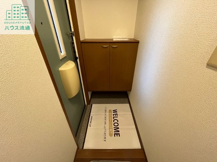 久良木ハイツⅡの玄関
