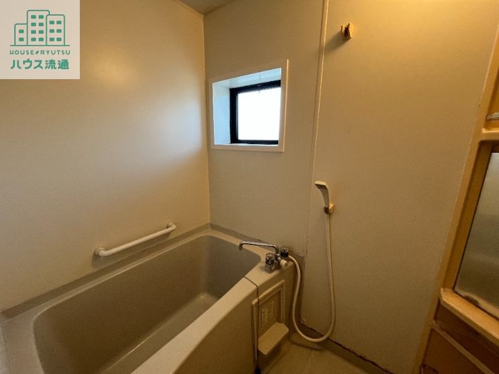 ロイヤルガーデン白岩 A棟のその他画像