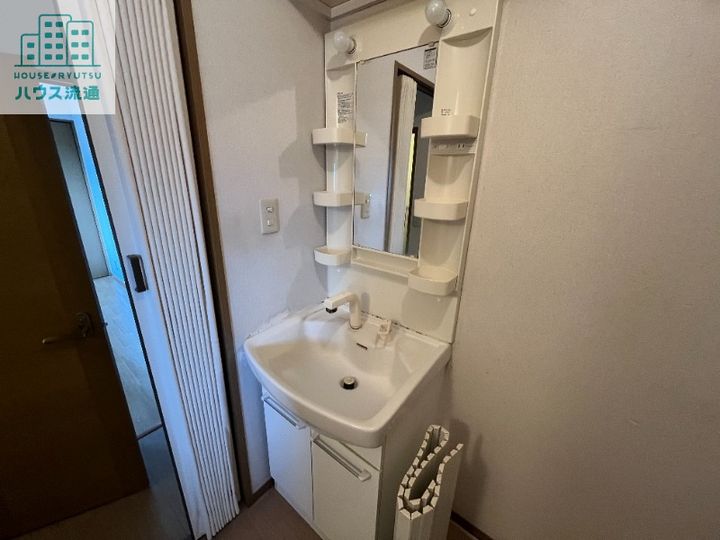 ロイヤルガーデン白岩 A棟のその他画像