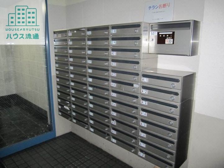 ザ・シーズンズ309の玄関