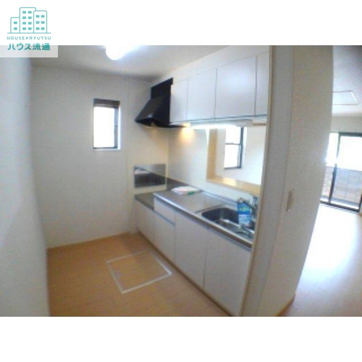 クローバー三城Bのキッチン