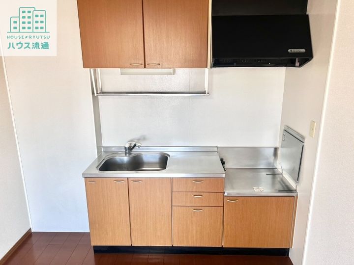 メルベーユ富の原 B棟のキッチン