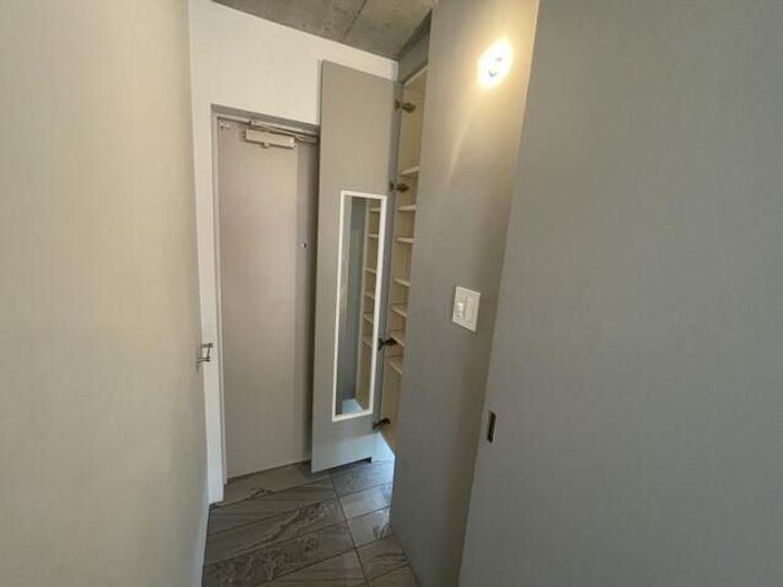 モンクレ桜新町の玄関